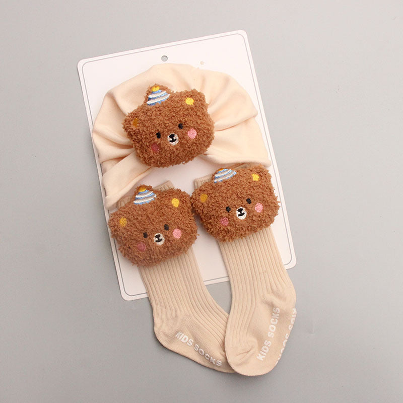 2-piece baby hat and socks set (Ships within 24 hours)