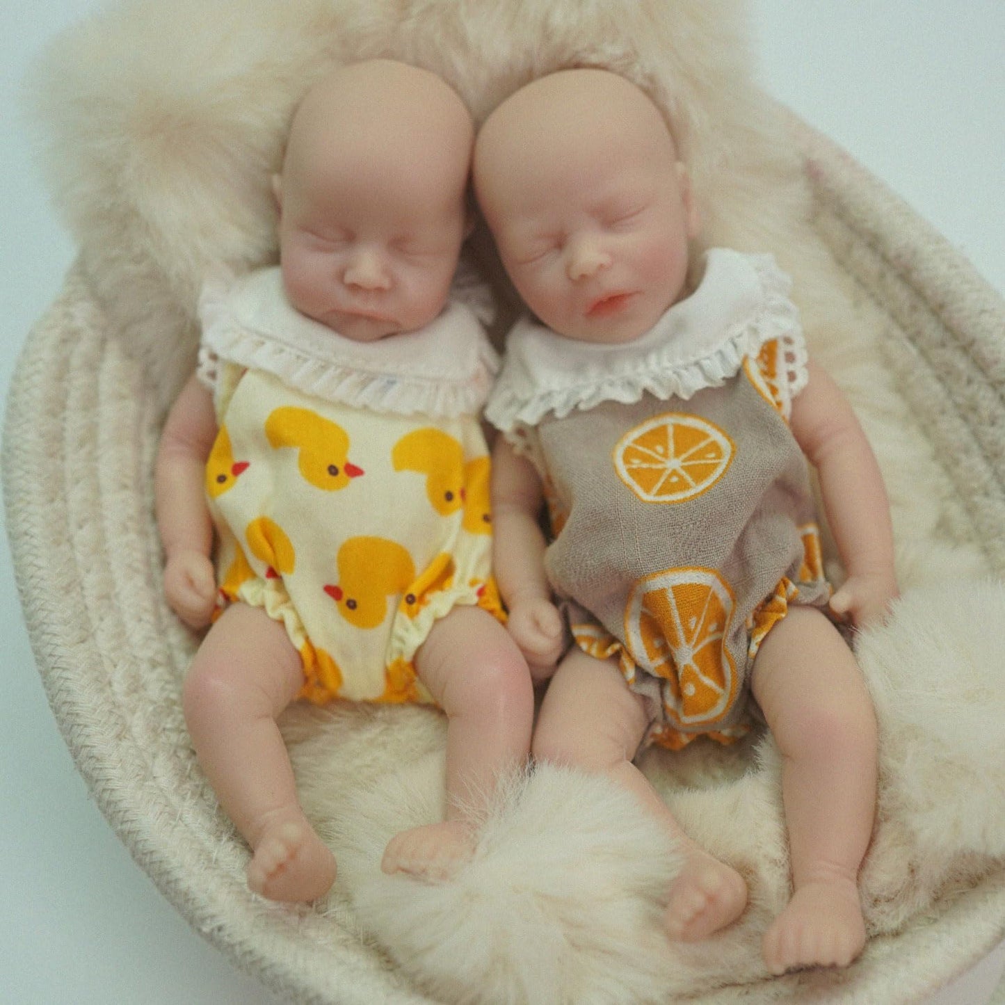 6 inches Closed Eyes Full Silicone Mini Reborn Doll Twins