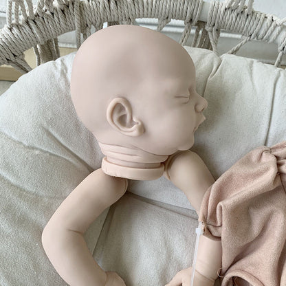 Closed Eyes of Sam 19 inch Doll Kit