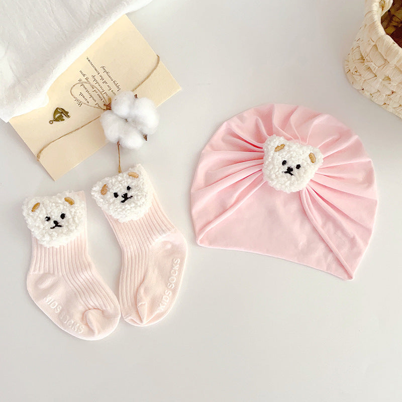 Cute 2-piece baby hat and socks set (Shipping within 24 hours)