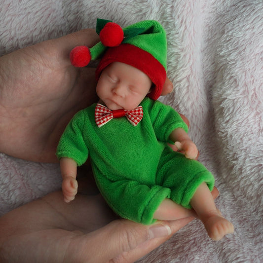 6 Inch Closed Eyes Mini Reborn Doll Boy With Christmas Clothes-Levi