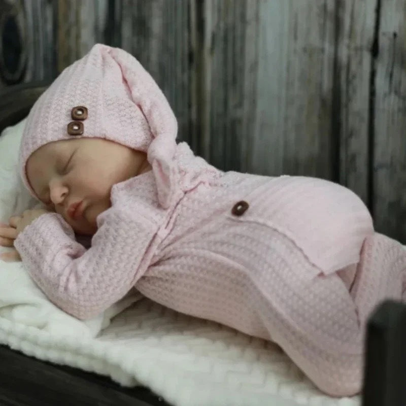 20 inch Cecilia Close Eyes Reborn Dolls-Laura