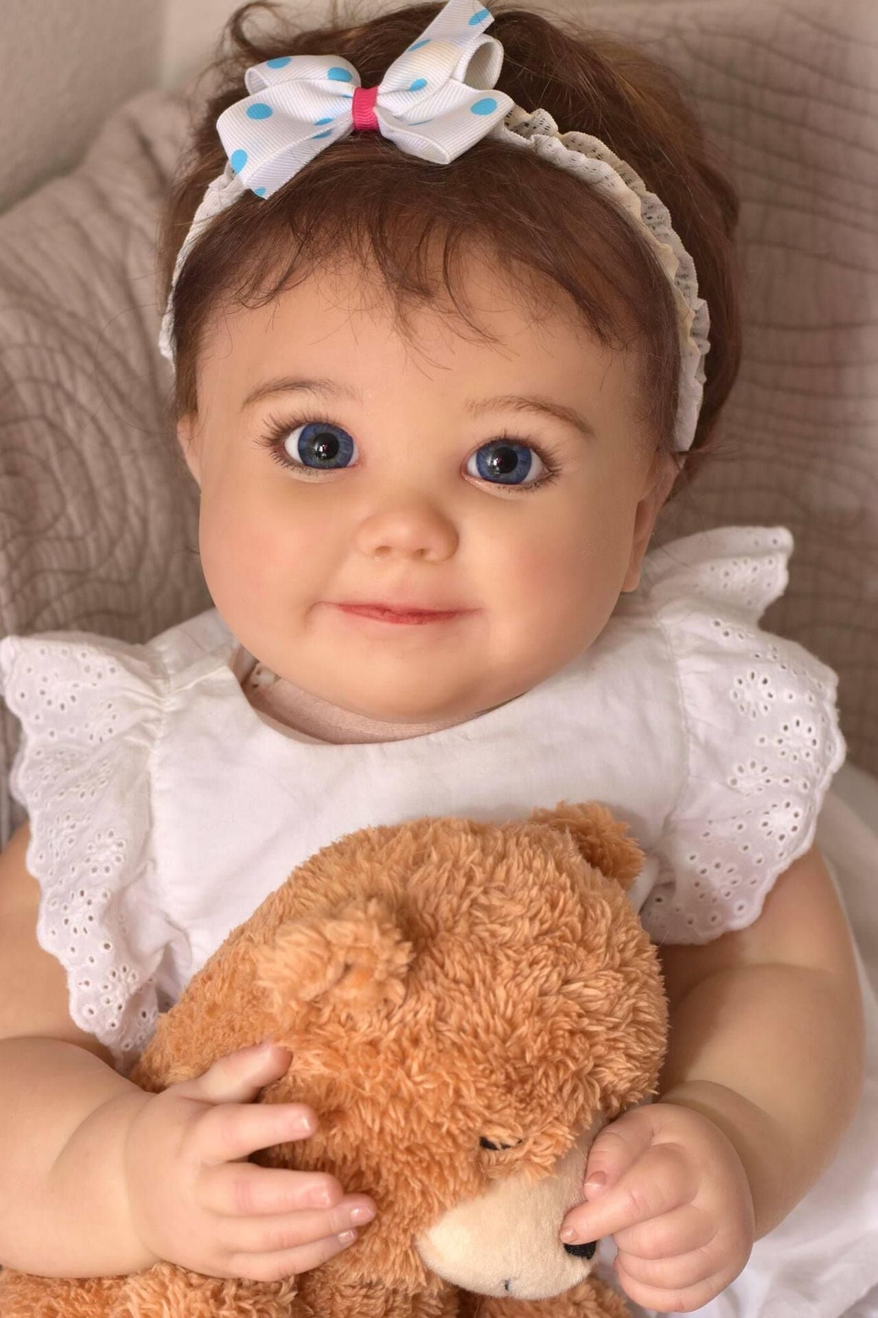 Sylvia 60cm Open Eyes Short Hair Reborn Doll-June Awake