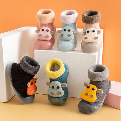 Warm cartoon cattle soft sole baby shoes