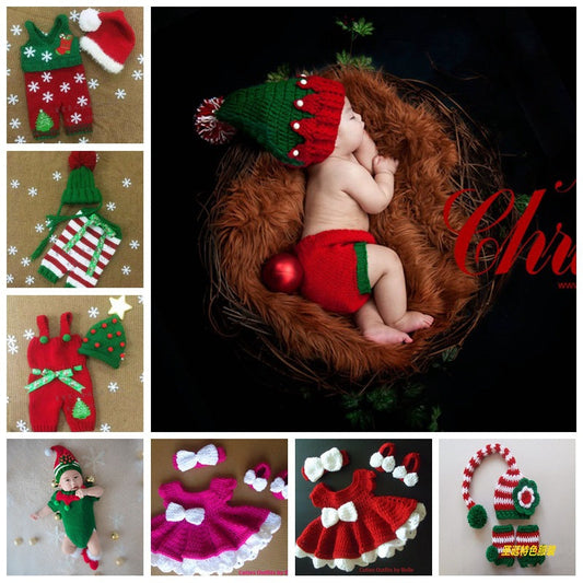 Knitted Christmas outfit for 20-24 inch dolls