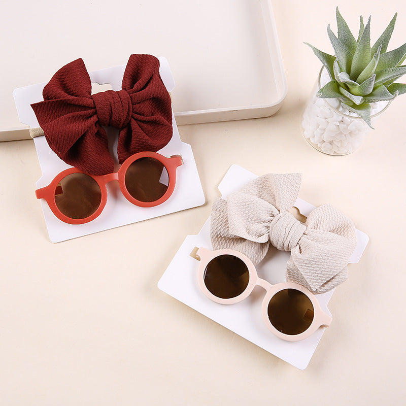 Two-piece set of sunglasses with bow nylon band