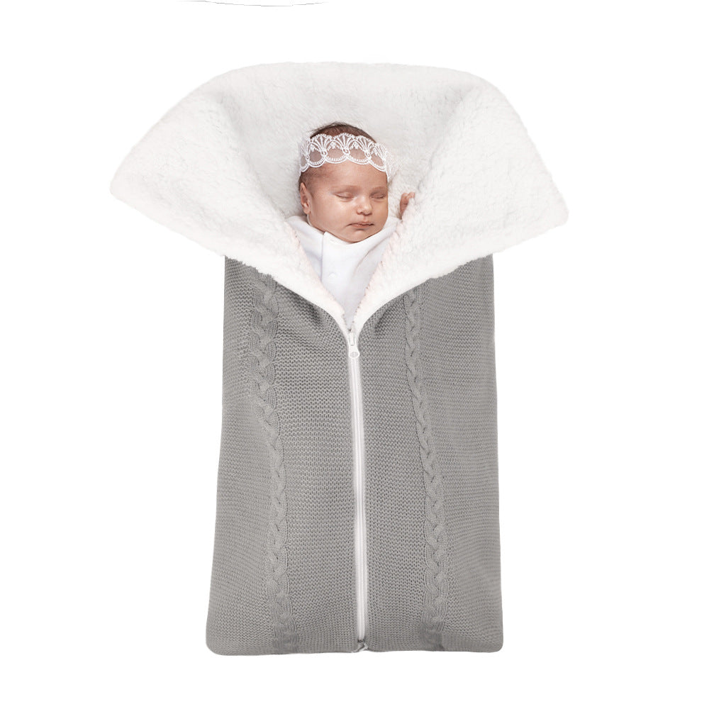 Warm knitted fleece sleeping bag for 17-24 inch Reborn Dolls